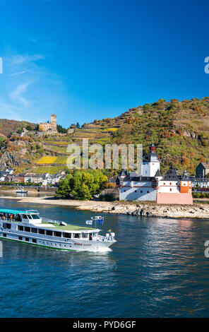 Burgen am Rhein bei Kaub, Deutschland Stockfoto