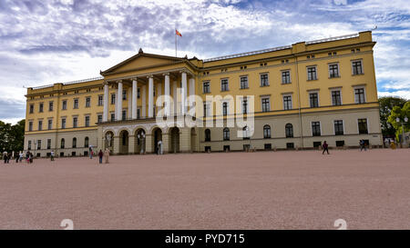 Oslo, Norwegen - Aug 11, 2018: Royal Palace, Oslo, Norwegen Stockfoto