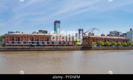 Alten Docks in Puerto Madero, Buenos Aires Argentinien. wharehouses wiederhergestellt Stockfoto