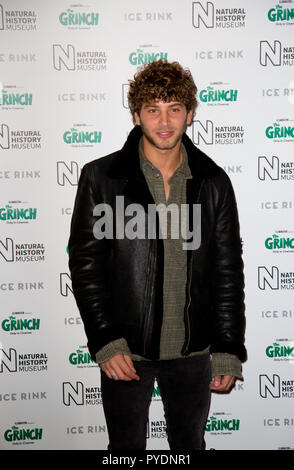 London Uk 24 Oktober 2018 das Natural History Museum, Kensington Eyal Booker nimmt das Natural History Museum Ice Rink starten Abend Stockfoto