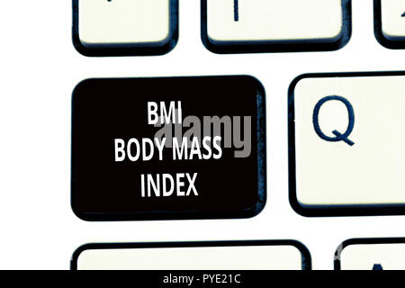 Konzeptionelle Handschrift zeigt Bmi Body Mass Index. Business Foto text Körperfett auf Gewicht und die Messung auf. Stockfoto
