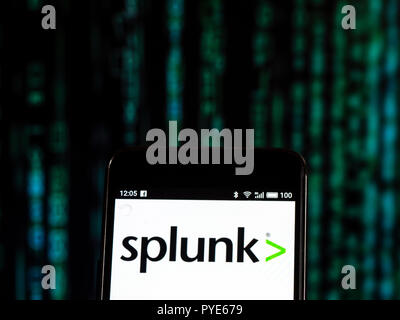 Splunk Inc. Logo auf dem Smartphone angezeigt. Splunk Inc. ist ein US-amerikanisches multinationales Unternehmen, die Software für die Suche, Überwachung und Analyse von Computer-generierten Big Data, über eine Web-Oberfläche. Stockfoto