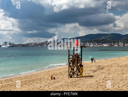 Rettungsschwimmer Wachturm am Strand - Mallorca, Spanien Stockfoto