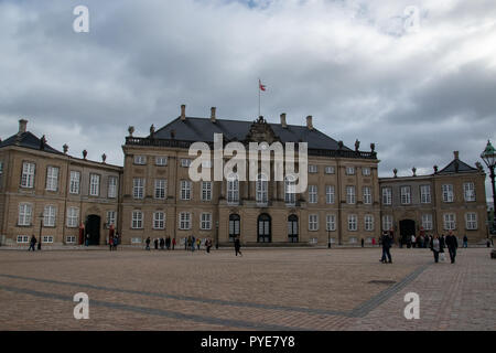 Levetzau Palace (Christian VIII, Christian X) Teil von Schloss Amalienborg, den Königlichen Palast seit 1794. Kopenhagen, Dänemark Stockfoto