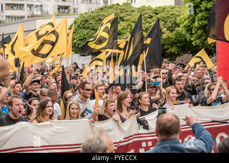 Eine Demonstration der rechtsextremen Identität Bewegung in Berlin am 17. Juni 2017. Stockfoto