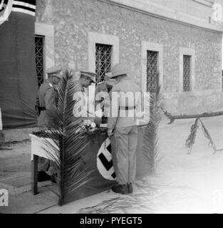 Wehrmacht Beförderungsappell und Ordensverleihung - deutsche Armee Förderung Attraktivität und Siegerehrung Stockfoto