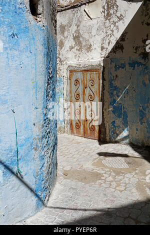 Gasse im Souk von Essaouira, Marokko, Afrika Stockfoto