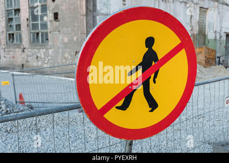 Kein Zugang für Fußgänger Verbotsschild auf der Baustelle Stockfoto