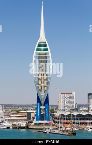 Der Spinnaker Tower in Portsmouth UK Stockfoto