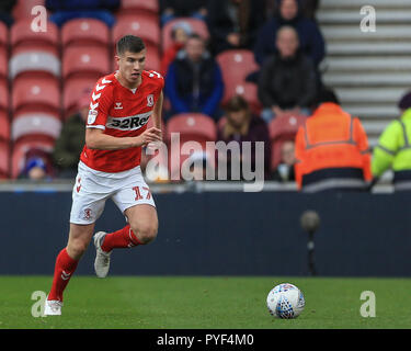 27. Oktober 2018, Riverside Stadium, Middlesbrough, England; Sky Bet Meisterschaft Middlesbrough v Derby; Paddy McNair (17) von Middlesbrough mit der Kugel Credit: Mark Cosgrove/News Bilder der Englischen Football League Bilder unterliegen DataCo Lizenz Stockfoto