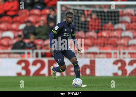 27. Oktober 2018, Riverside Stadium, Middlesbrough, England; Sky Bet Meisterschaft Middlesbrough v Derby; Fikayo Tomori (05) von Derby mit dem Ball Quelle: Mark Cosgrove/News Bilder der Englischen Football League Bilder unterliegen DataCo Lizenz Stockfoto