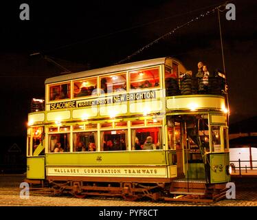 Wirral, Großbritannien Merseyside Straßenbahnen setzen auf Twilight Ereignis für 1. Mal credit Ian Fairbrother/Alamy Stockfotos Stockfoto