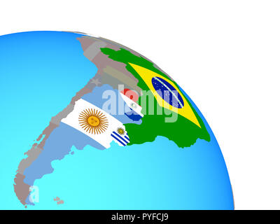 Mitglieder des Mercosur mit nationalen Flaggen auf einfache blaue politische Welt. 3D-Darstellung. Stockfoto