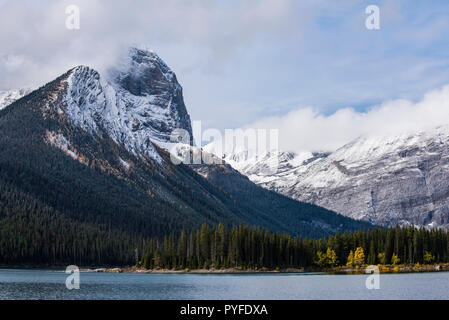 Upper Kananaskis Lake, Peter Lougheed Provincial Park, Alberta, Kanada, von Bruce Montagne/Dembinsky Foto Assoc Stockfoto