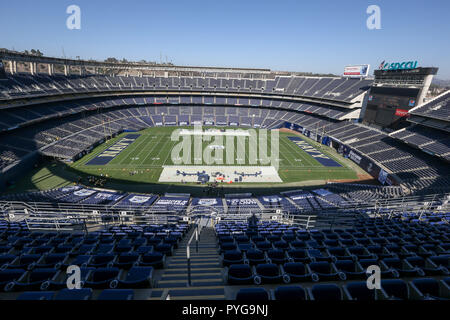 San Diego CA. 27 Okt, 2018. Qualcomm Stadium vor der Marine vs Norte Dame Spiel bei Qualcomm Stadion in San Diego, Ca. Am 27. Oktober 2018 (Foto von Jevone Moore) Credit: Csm/Alamy leben Nachrichten Stockfoto