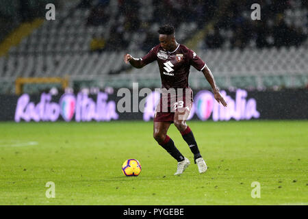 Torino, Italien. 27. Oktober, 2018. Soualiho Meitè von Torino FC in Aktion während der Serie ein Fußballspiel zwischen Torino FC und ACF Fiorentina. Credit: Marco Canoniero/Alamy leben Nachrichten Stockfoto