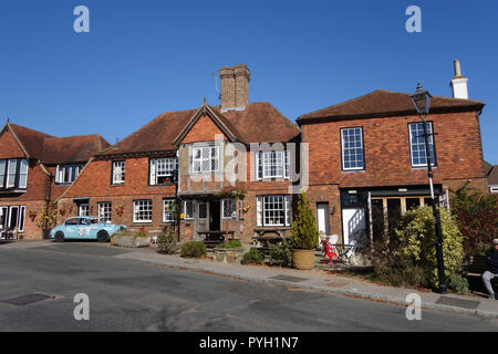 Die Glocke Pub in Bollendorf, East Sussex, Großbritannien Stockfoto