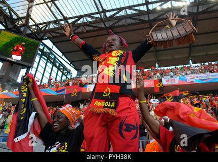 Mungersdorfer Stadion Köln Deutschland 11.6.2006, Berlin, Deutschland, FIFA WM 8, Angola vs. Portugal 0:1 ---- Fans Angola Stockfoto