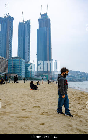 Haeundae Beach, einem Sandstrand beliebt bei Touristen bei Busan in Südkorea Stockfoto