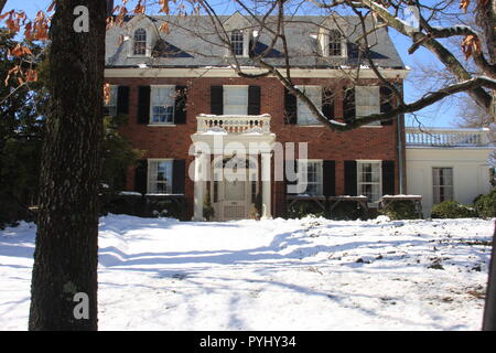 Großes Ziegelhaus in Virginia, USA Stockfoto