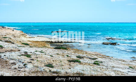 Felsigen Strand in Ayia Napa. Stockfoto