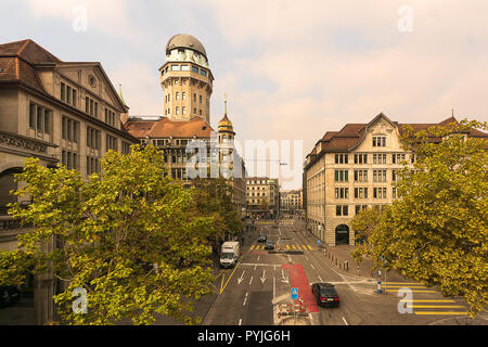 Zürich, Schweiz - Oktober 20, 2018: Ein Blick auf die Architektur im historischen Zentrum der Stadt Zürich. Stockfoto