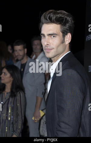 "Die neuen Douglas' Fotoshooting an der VP Hotel mit: Jon Kortajarena Wo: Madrid, Spanien Wann: 27 Sep 2018 Credit: Oscar Gonzalez/WENN.com Stockfoto