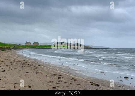 Prestwick Promenade Blick nach Süden in Richtung Ayr zurück in die Stadt an einem stürmischen Tag in einem Schottischen Winter. Stockfoto