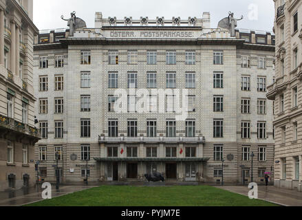 Der Österreichischen Postsparkasse (Österreichische Postsparkasse) entworfen von österreichischen modernistischen Architekten Otto Wagner (1906) in Georg-Coch-Platz in Wien, Österreich. Stockfoto