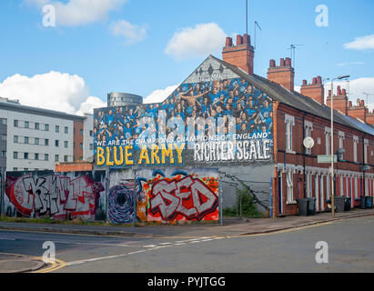 Blauen Armee Richterskala lärm Straße Kunst an der Filbert Street, Leicester, Großbritannien Stockfoto