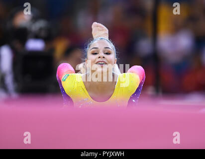 Doha, Katar. 28 Okt, 2018. Flavia Saraiva (Brasilien) am Boden. GES/Turnen/Gymnastik Weltmeisterschaften in Doha, Qualifizierung, 28.10.2018 - GES/Turnen/Gymnastik-WM: 28.10.2018 - | Verwendung der weltweiten Kredit: dpa/Alamy leben Nachrichten Stockfoto