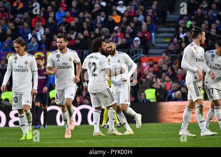 Barcelona, Spanien. 28 Okt, 2018. Marcelo Real Madrid feiert ein Ziel während der spanischen Liga, der Primera División, Fußballspiel zwischen dem FC Barcelona und Real Madrid am 28. Oktober 2018 im Camp Nou Stadion in Barcelona, Spanien: CORDON Cordon Drücken Sie die Taste/Alamy leben Nachrichten Stockfoto