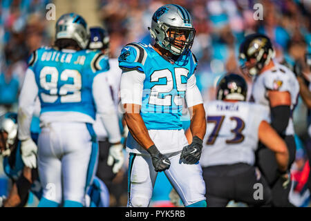 Charlotte, North Carolina, USA. 28 Okt, 2018. Carolina Panthers starke Sicherheit Eric Reid (25) Während der NFL Football Spiel zwischen der Baltimore Ravens und die Carolina Panthers am Sonntag, Oktober 28, 2018 in Charlotte, NC. Jakob Kupferman/CSM Credit: Cal Sport Media/Alamy leben Nachrichten Stockfoto