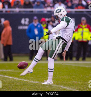 Chicago, Illinois, USA. 28 Okt, 2018. - Jets #4 Lachlan Edwards in Aktion während der NFL Spiel zwischen den New York Jets und Chicago Bears im Soldier Field in Chicago, IL. Fotograf: Mike Wulf Credit: Csm/Alamy leben Nachrichten Stockfoto