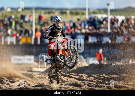 Portrush, Nordirland. Sonntag, 28 Oktober, 2018 Aktion aus dem Jahr 2018 Portstewart Strand Rennen. Credit: Graham Service/Alamy leben Nachrichten Stockfoto