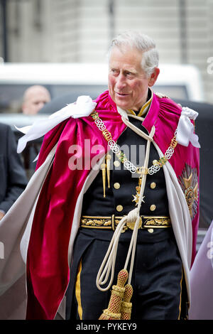 London, Großbritannien. 9. Mai 2014. Prinz Charles des Vereinigten Königreichs besucht die Reihenfolge der Badewanne Service von Westminster Abbey in London, Großbritannien, 9. Mai 2014. Die Damen und Herren an der Badewanne ist in 1725 von König Georg I. gegründet, wenn souveräne Königin Elizabeth und Prinz Charles großer Meister ist der Bestellung. Quelle: Patrick Van Katwijk - KEINE LEITUNG SERVICE - |/dpa/Alamy leben Nachrichten Stockfoto