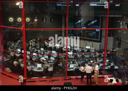 Korou, Frankreich. Okt, 2018 19. Die Jupiter Control Center kann auf dem Weltraumbahnhof Kourou in Französisch-Guayana gesehen werden. Kurz vor der Aufzeichnung einer Ariane 5 Rakete in den Weltraum mit der Sonde BepiColombo an Bord gestartet. Credit: Janne Kieselbach/dpa/Alamy leben Nachrichten Stockfoto