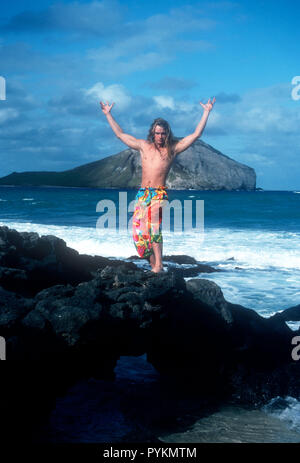 HONOLULU, HI - 23. NOVEMBER: (exklusiv) Modell/Schauspieler David Roman stellt bei einem Fotoshooting am 23. November 1992 in Honolulu, Oahu, Hawaii. Foto von Barry King/Alamy Stock Foto Stockfoto