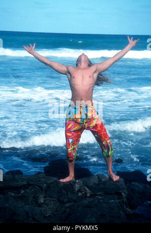 HONOLULU, HI - 23. NOVEMBER: (exklusiv) Modell/Schauspieler David Roman stellt bei einem Fotoshooting am 23. November 1992 in Honolulu, Oahu, Hawaii. Foto von Barry King/Alamy Stock Foto Stockfoto