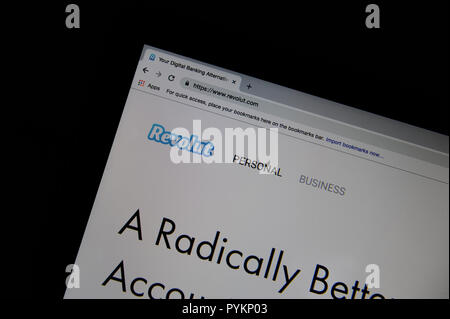 Die Revolut website. Revolut ist ein digitales Banki, bietet Dienstleistungen wie vorausbezahlte Karten, Währungsumtausch, cryptocurrency Exchange und Peer Stockfoto