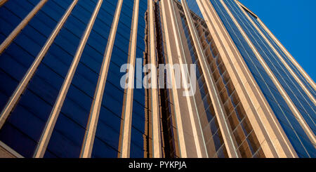 Modernes Glasgebäude in Salt Lake City Utah Stockfoto