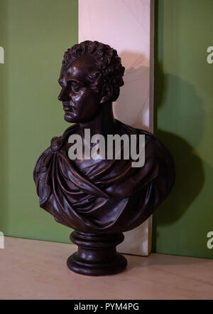 Bronzebüste von George Gordon Lord Byron englischer Dichter und Abenteurer in der Eingangshalle des Owens Thomas House Museum in Savannah Georgia USA Stockfoto