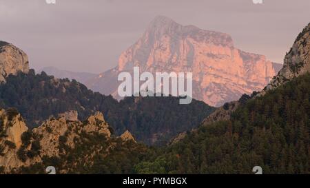 Sonnenuntergang auf dem Pena Montanesa Stockfoto