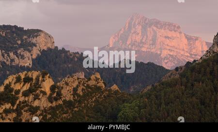 Sonnenuntergang auf dem Pena Montanesa Stockfoto