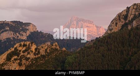 Sonnenuntergang auf dem Pena Montanesa Stockfoto