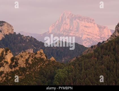 Sonnenuntergang auf dem Pena Montanesa Stockfoto