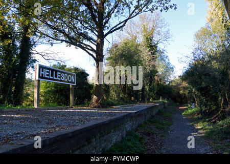 Neu renovierte Hellesdon Plattform, auf der alten Midland and Great Northern Railway, jetzt auf der Marriotts so lange Fußweg/cycleway Stockfoto