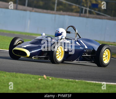 Peter de la Roche, Lola Mk3, FJHRA, historische Formel Junior hinten Motor, HSCC, Silverstone Endrunden, Silverstone, Oktober 2018, Autos, klassische Rennwagen Stockfoto