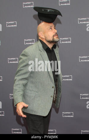 Gäste des Filmfest Hamburg eröffnet mit Cinmemaxx: Benedikt Erlingsson, Wo: Hamburg, Deutschland Wann: 27 Sep 2018 Credit: Becher/WENN.com Stockfoto