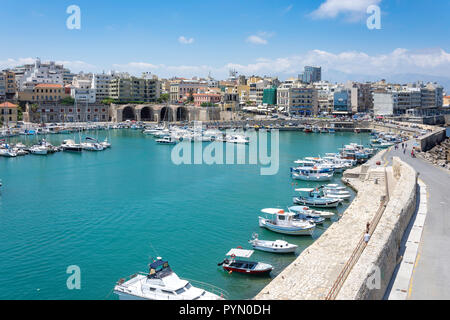 Blick auf die Stadt von Koules Festung (Castello a mare), Heraklion, Heraklion (irakleio), Irakleio Region, Kreta (Kriti), Griechenland Stockfoto